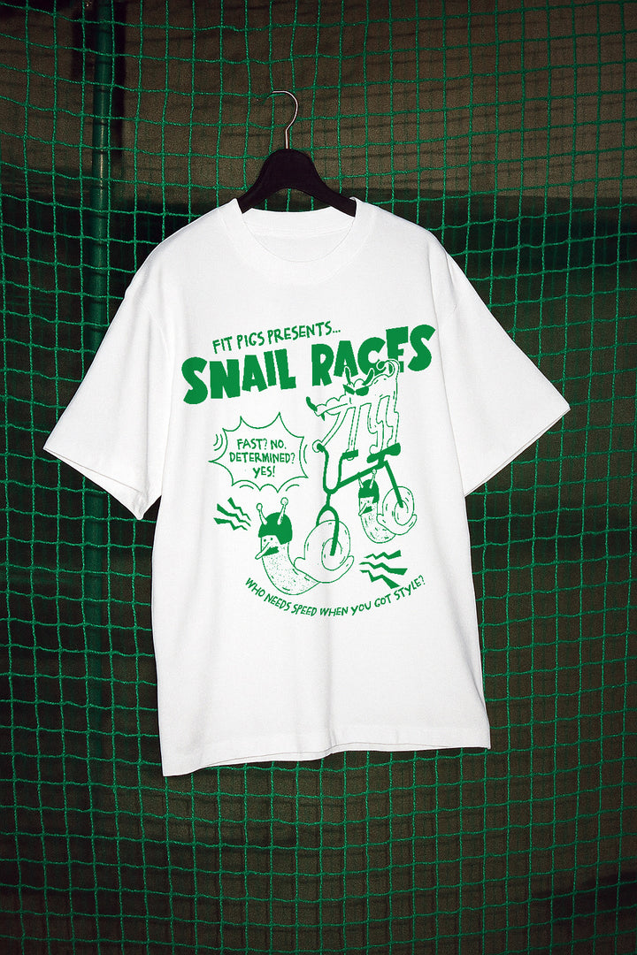 Snail races heavyweight T