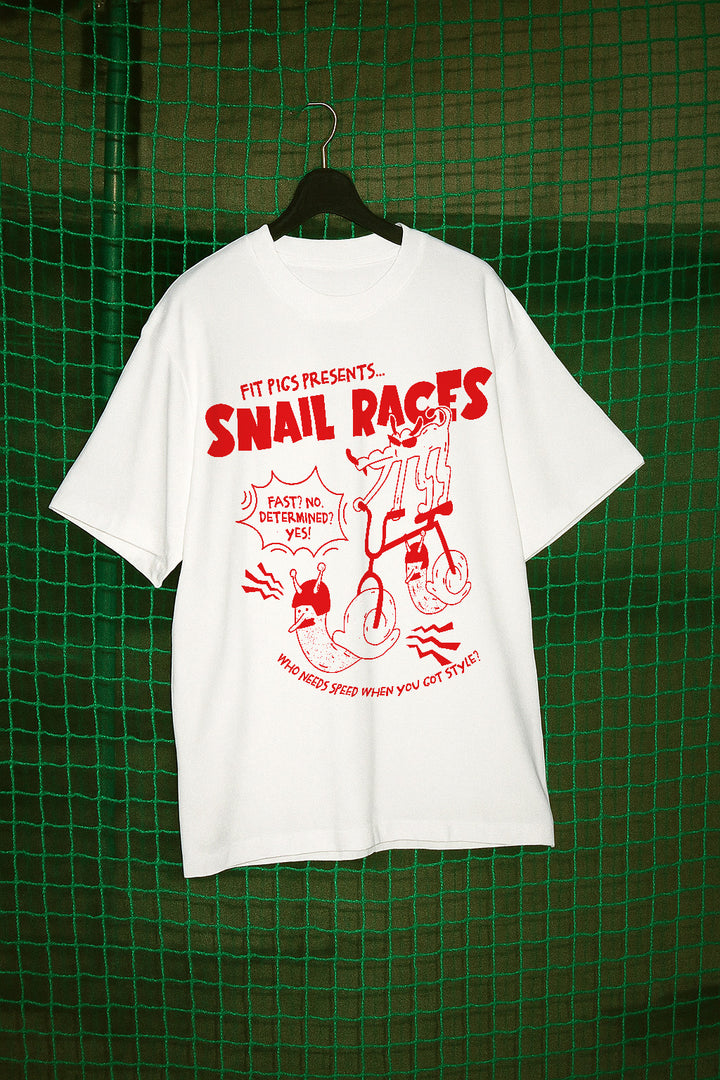 Snail races heavyweight T